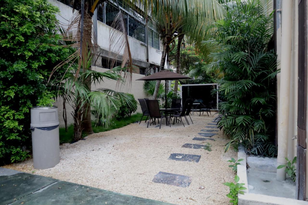 Hotel Hc International By R&T Cancún Exterior foto